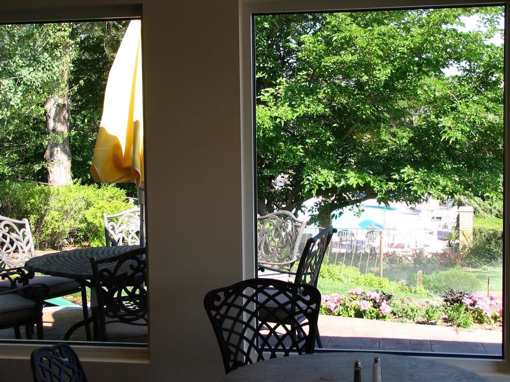 גרין ריבר River Terrace Inn מראה חיצוני תמונה