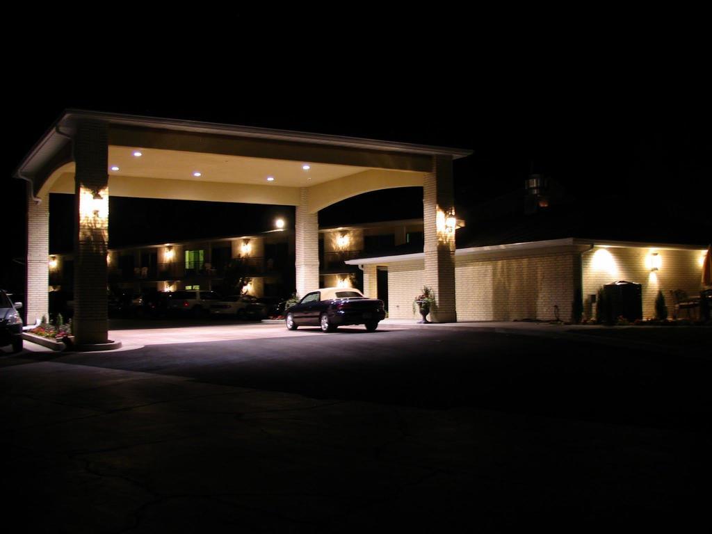 גרין ריבר River Terrace Inn מראה חיצוני תמונה